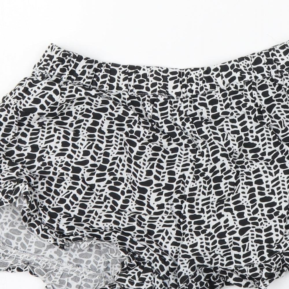 georgwe Girls White Polka Dot  Biker Shorts Size 9-10 Years