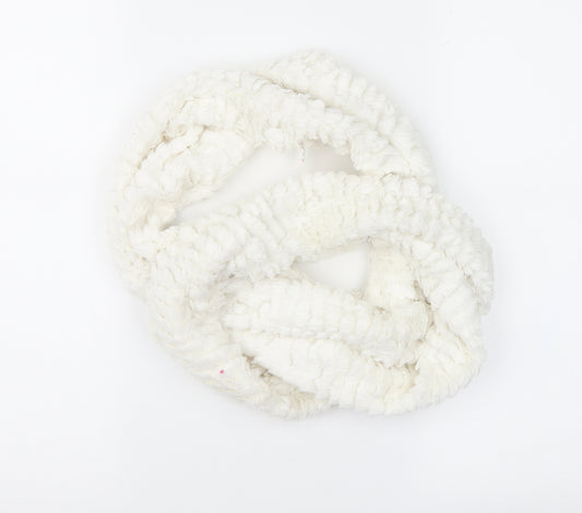 Front view of Preworn women’s white geometric scarf - loop
