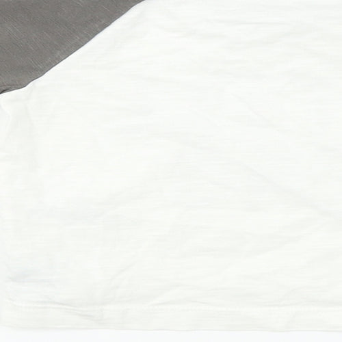 Nutmeg Boys White   Basic T-Shirt Size 6-9 Months