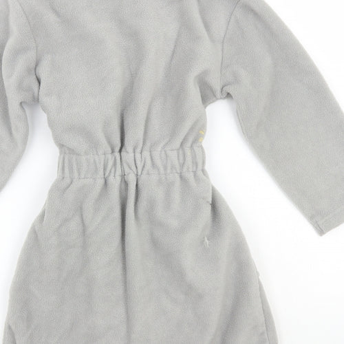 Cn Boys Grey    Gown Size 4-5 Years