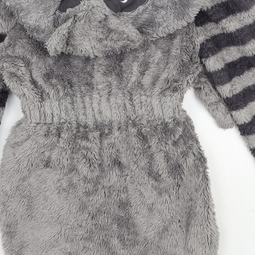 Matalan Boys Grey    Gown Size 5-6 Years