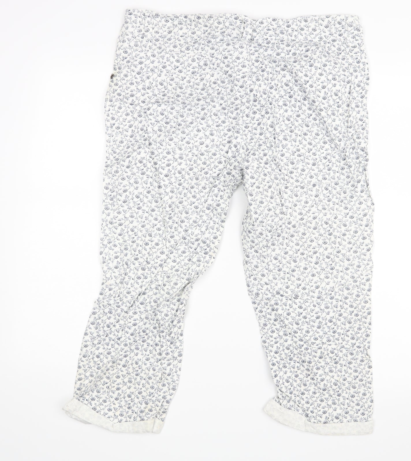 Peackocks Womens White Floral   Shorts Size 16