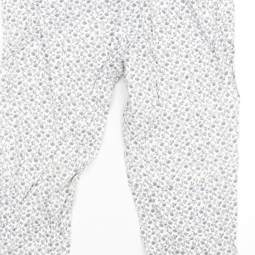 Peackocks Womens White Floral   Shorts Size 16