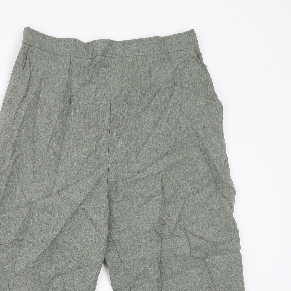 Preworn Womens Green   Cropped Trousers Size 28 in  - 17 in inside leg