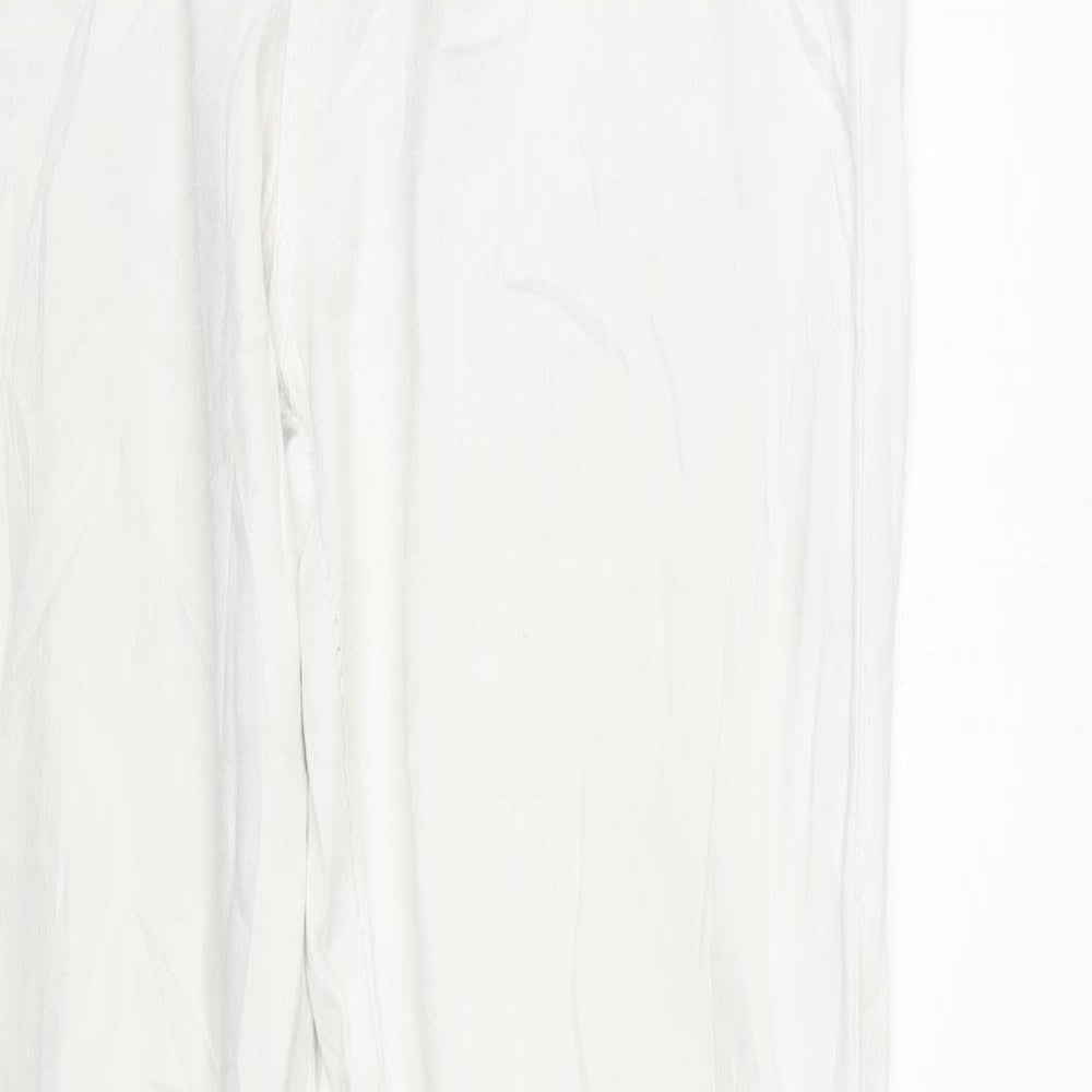 Preworn Womens White  Denim Straight Jeans Size 27 L27 in