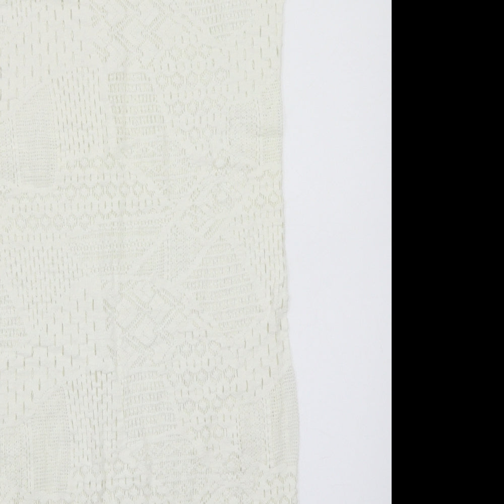 Ocean club Womens Ivory   Basic T-Shirt Size 12