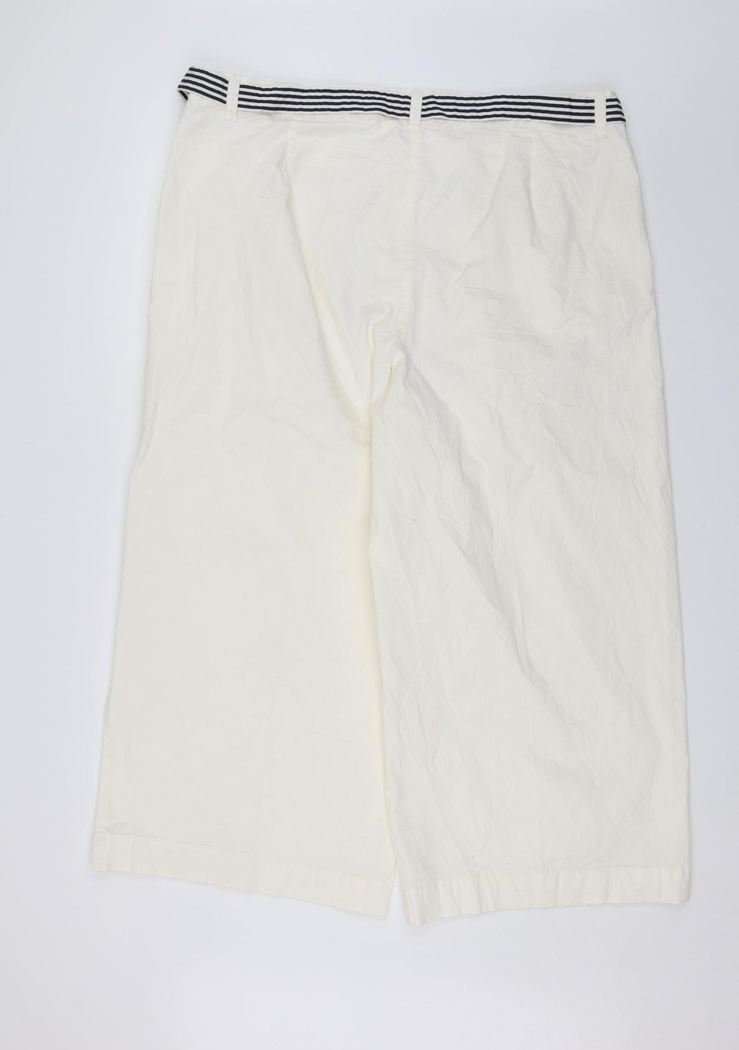 M&S Womens White   Trousers  Size 24 L23 in - Short length