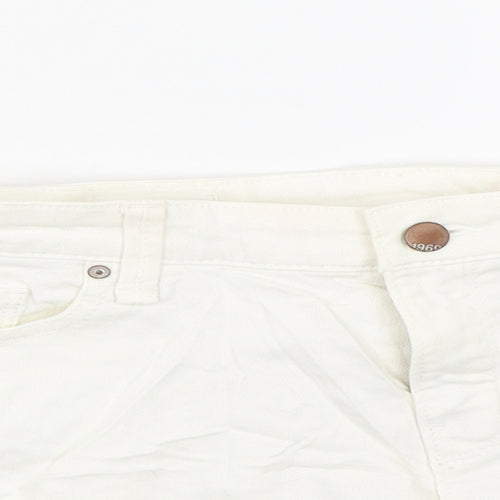 Gap Womens White  Denim Mom Shorts Size 30 - Summer