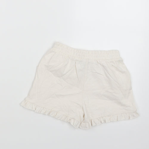 TU Girls White   Boyfriend Shorts Size 4-5 Years