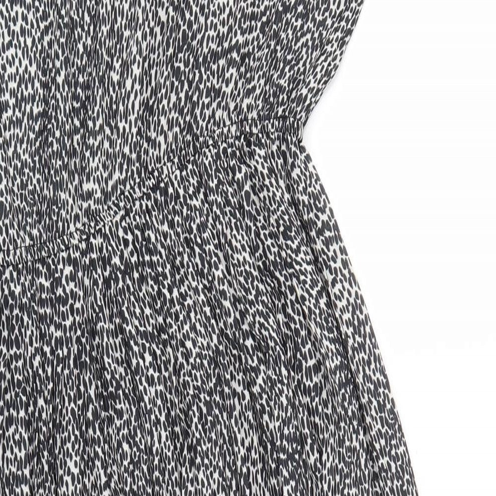 New Look Womens Black Animal Print  Fit & Flare  Size 10