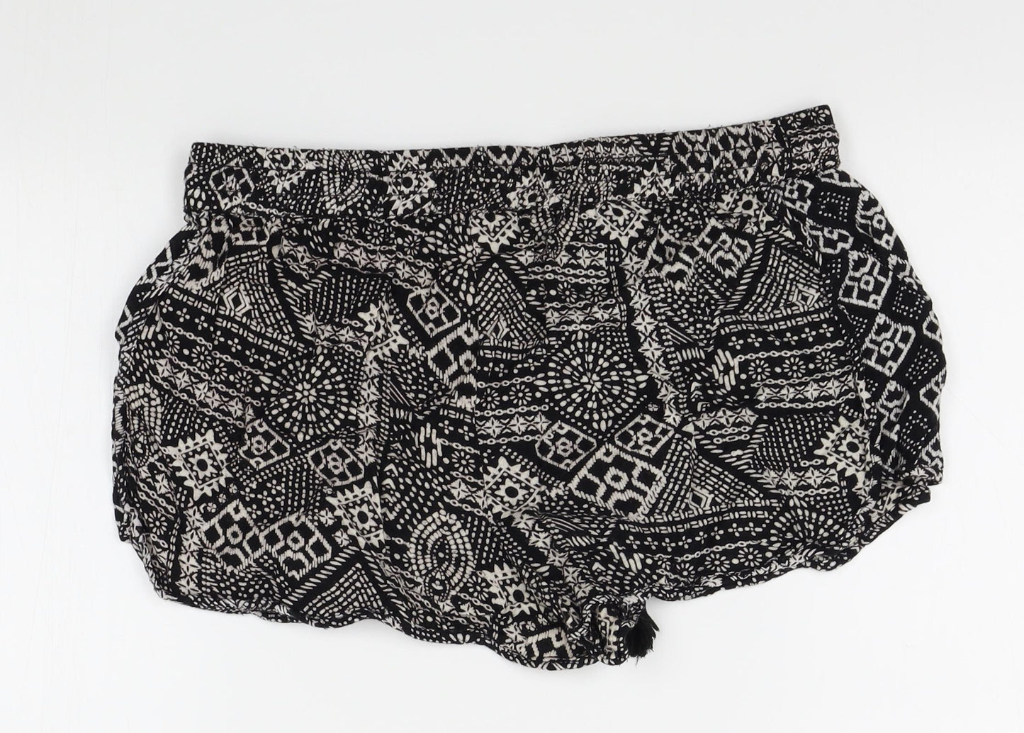 Atmosphere Womens Black Geometric  Mom Shorts Size 12