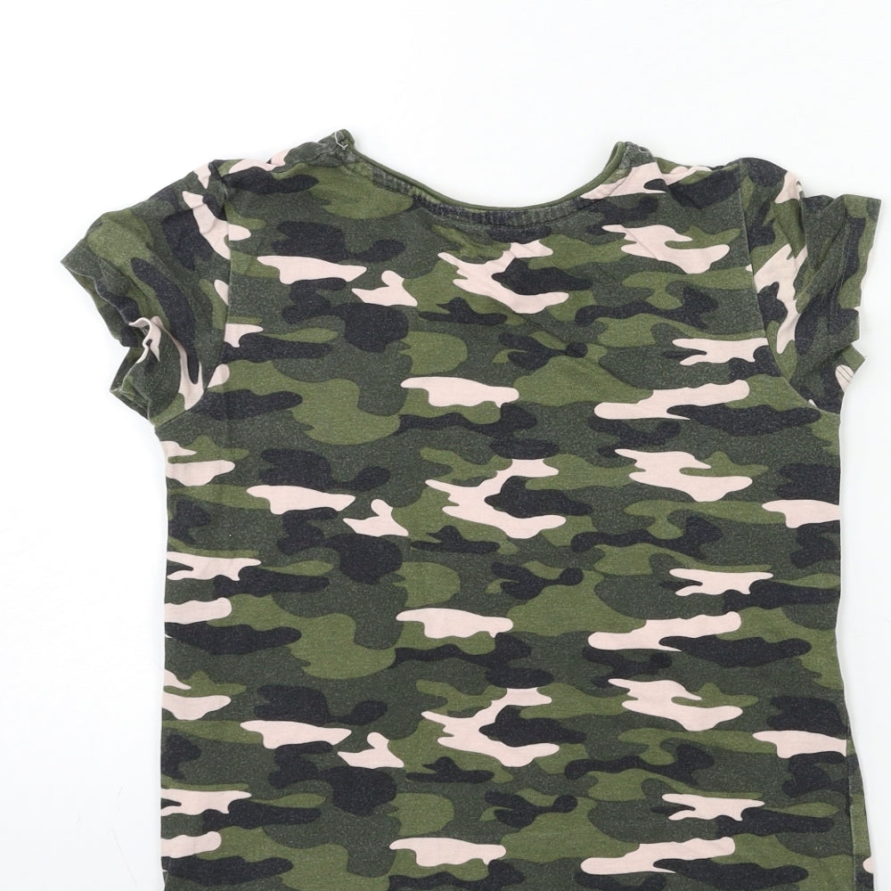 Primark Girls Green Camouflage  Basic T-Shirt Size 8 Years