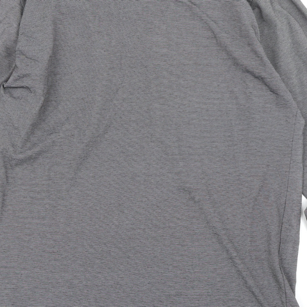 Urban Spirit Mens Black Striped   T-Shirt Size S