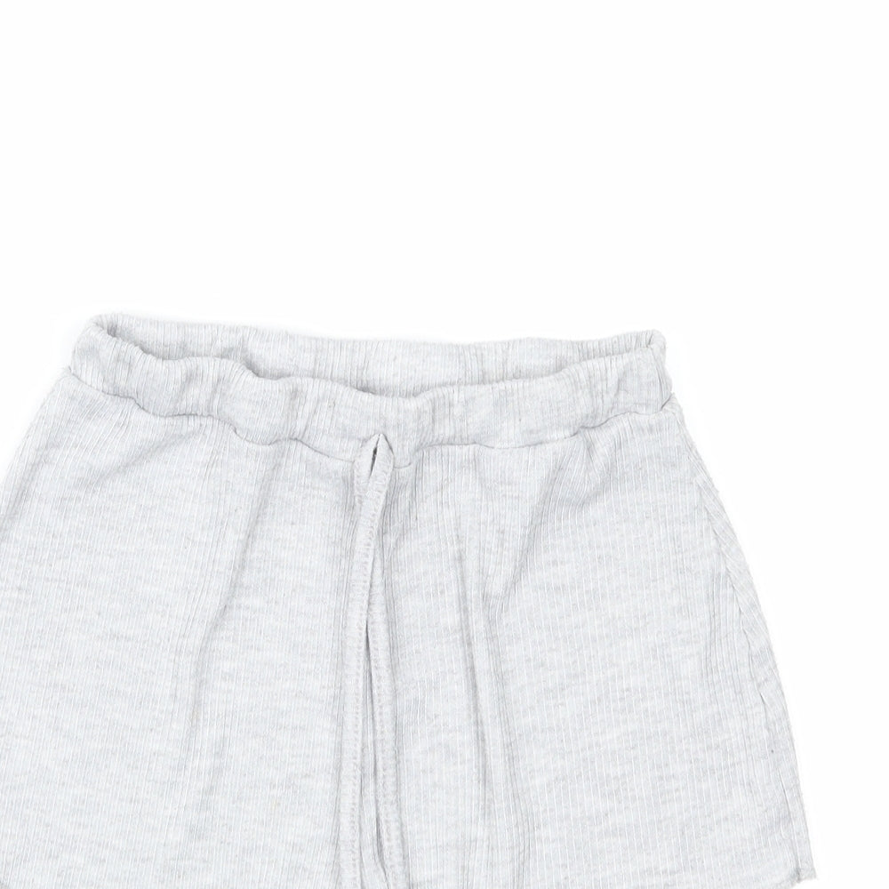 PRETTYLITTLETHING Womens Grey   Hot Pants Shorts Size 10