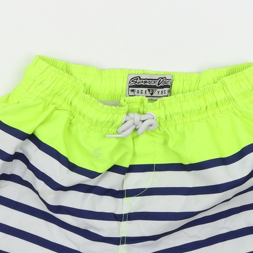 Matalan Boys Black Striped  Sweat Shorts Size 6-7 Years