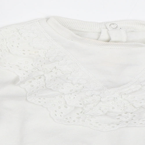 Matalan Girls White   Pullover Jumper Size 18-24 Months