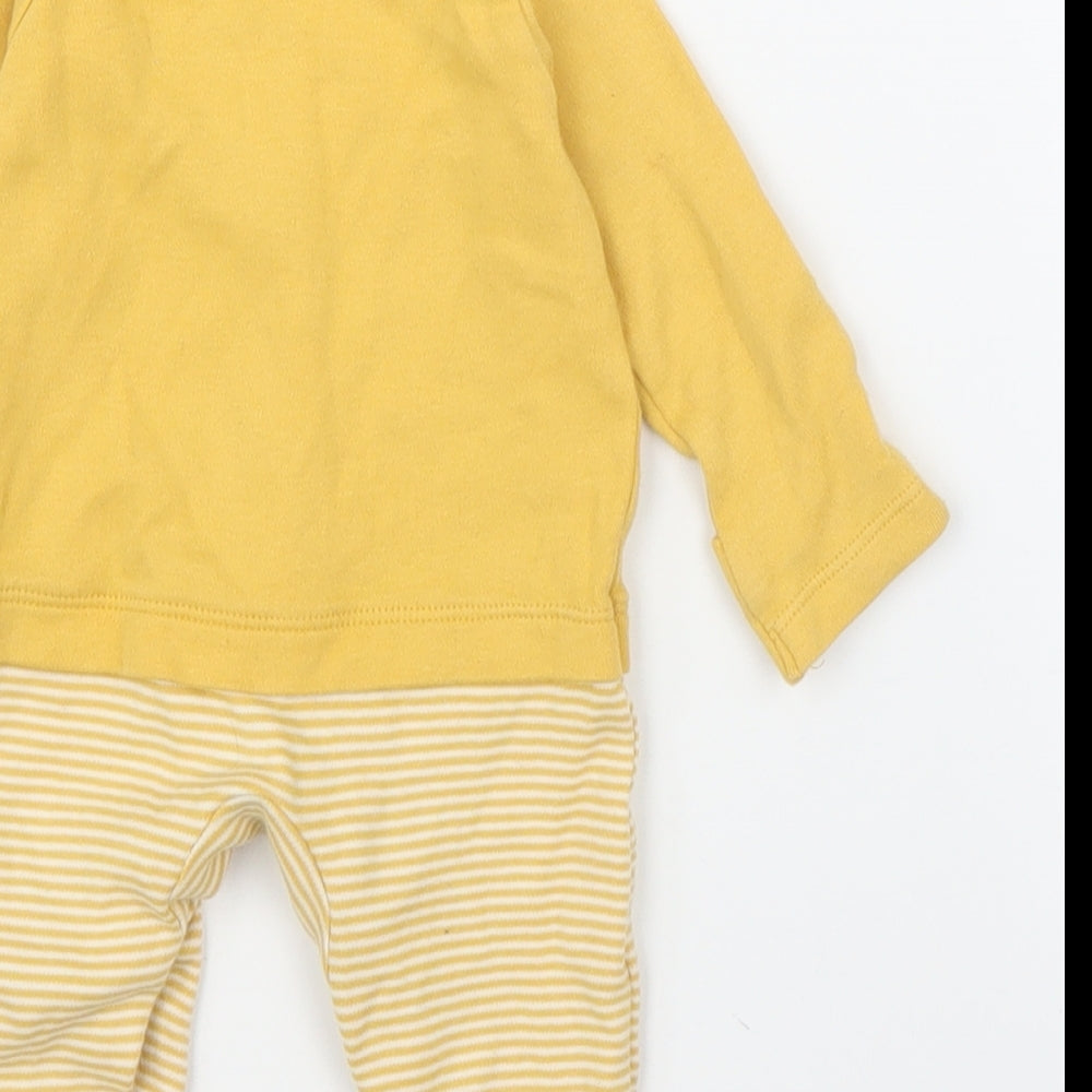 Disney Baby Yellow   Babygrow One-Piece Size 0-3 Months  - Winnie The Pooh