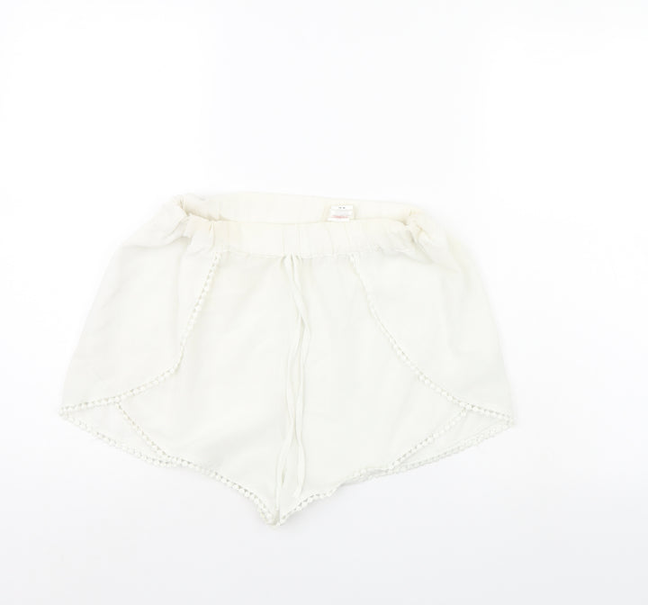 Boohoo Womens White Bermuda Shorts Size M