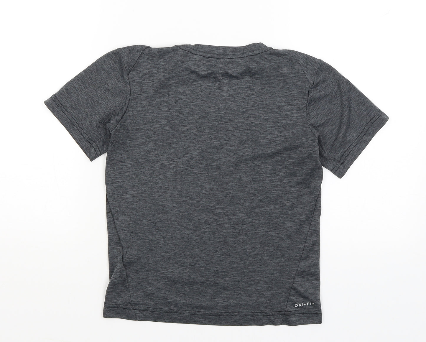 Nike Boys Grey   Basic T-Shirt Size 8-9 Years
