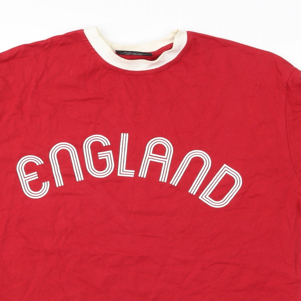 Cedar Wood State Mens Red    T-Shirt Size M  - England