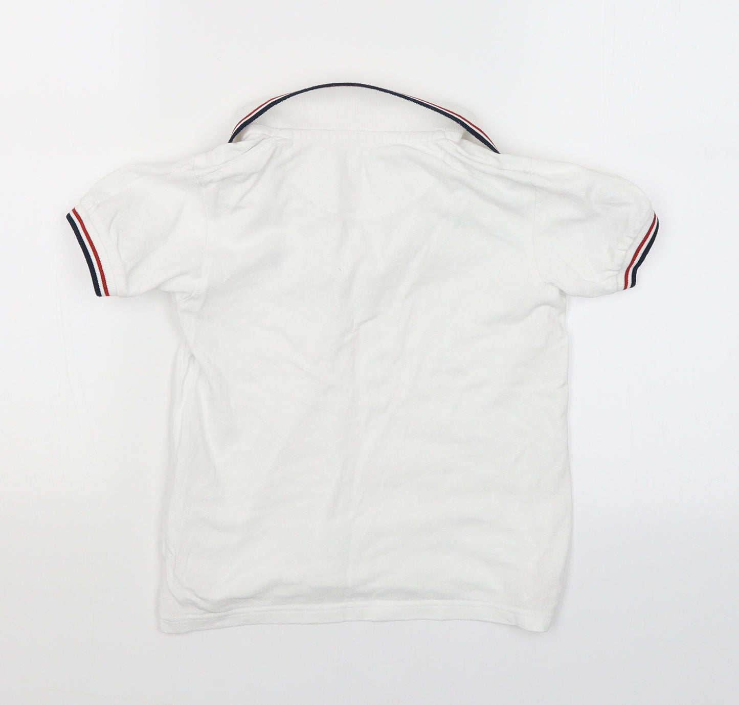Blue Giraffe Boys White   Basic T-Shirt Size 6 Years