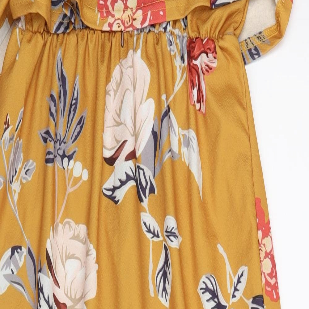 Preworn Womens Yellow Floral  Pencil Dress  Size M