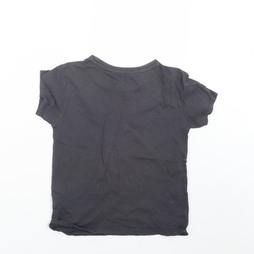 Primark Boys Grey   Basic T-Shirt Size 5-6 Years