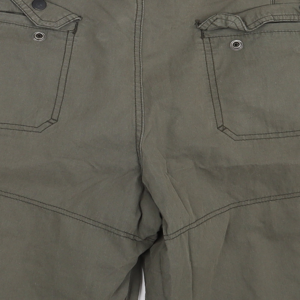 George Mens Brown   Cargo Shorts Size 38 in
