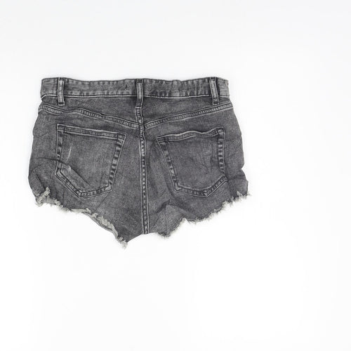 H&M Womens Grey   Cut-Off Shorts Size 6