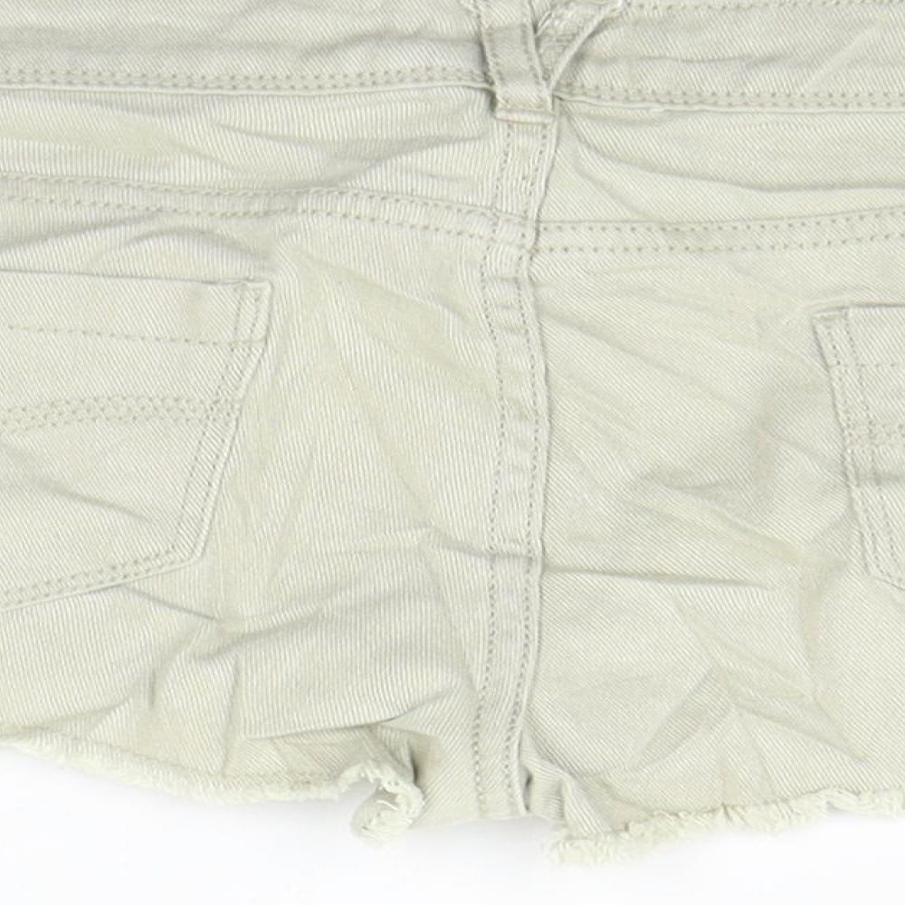 Divided Womens Beige   Cut-Off Shorts Size 6