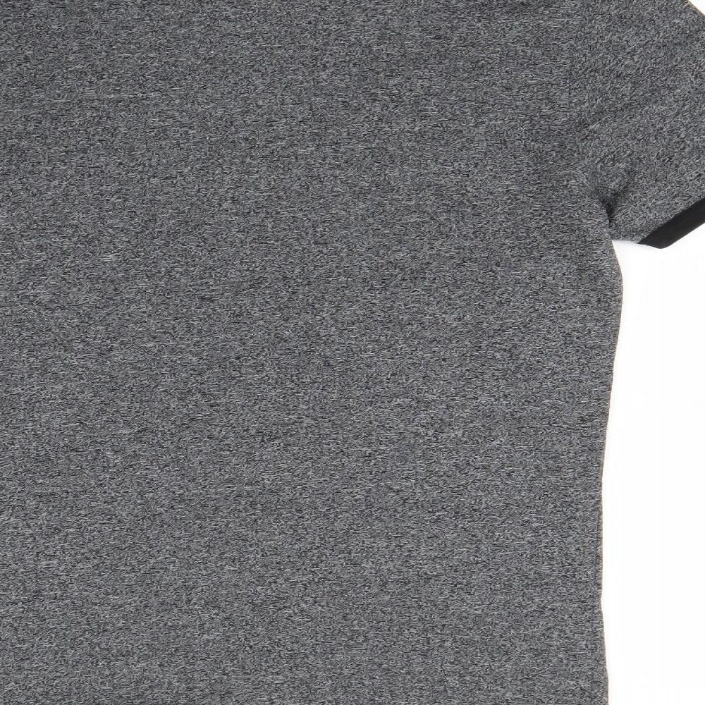 New Look Mens Grey    T-Shirt Size S