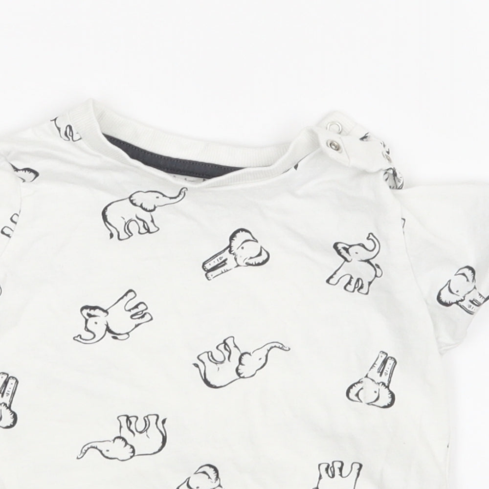 Nutmeg Baby White Animal Print  Basic T-Shirt Size 9-12 Months