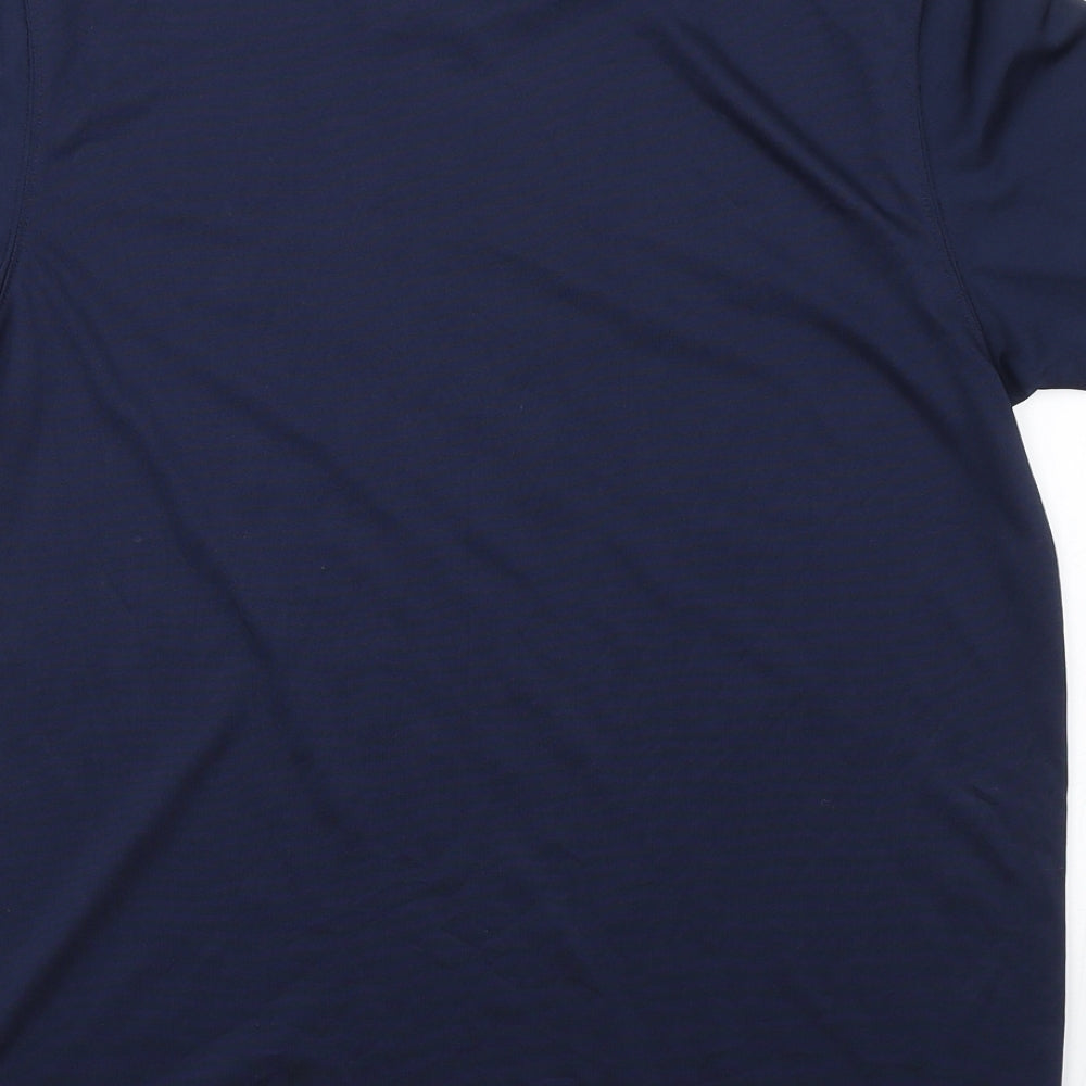 Umbro Mens Blue   Basic T-Shirt Size M