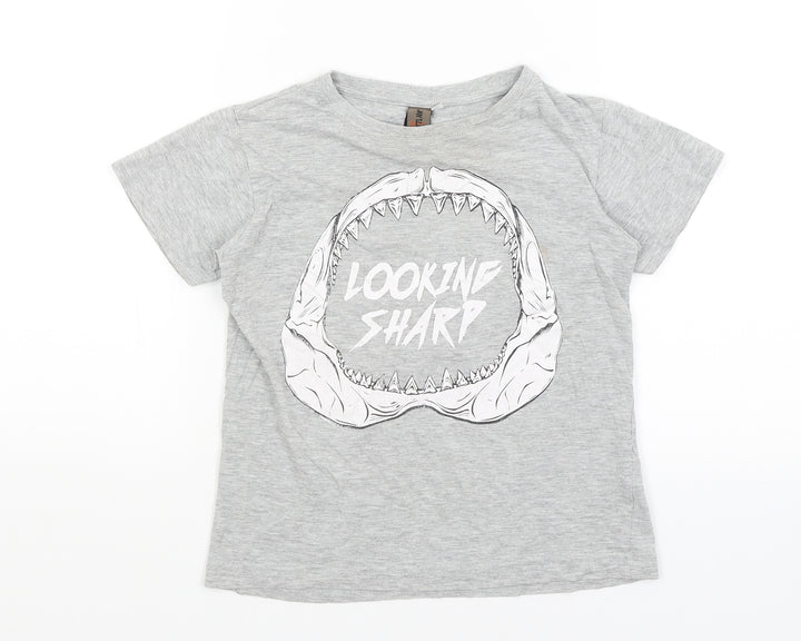 Urban Outlaws Boys Grey Basic T-Shirt Size 7-8 Years - Looking Sharp
