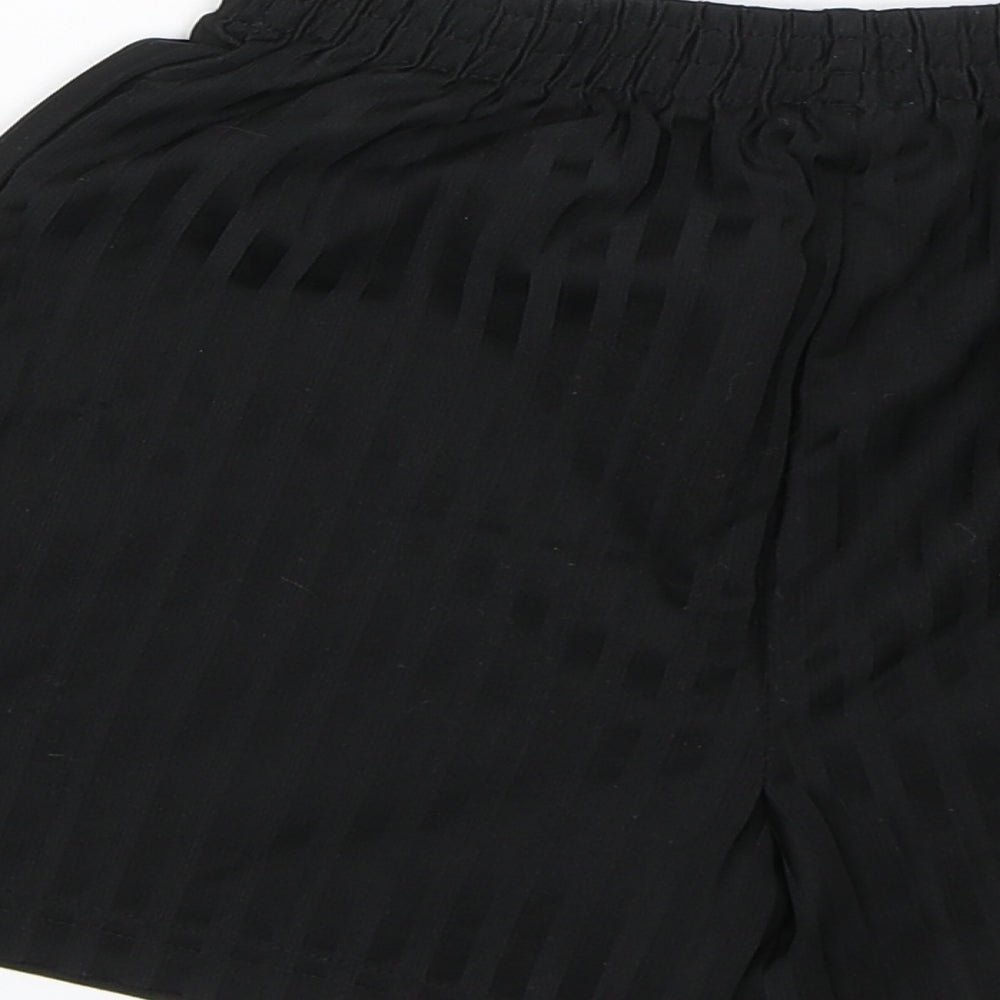 TU Boys Black   Sweat Shorts Size 8 Years