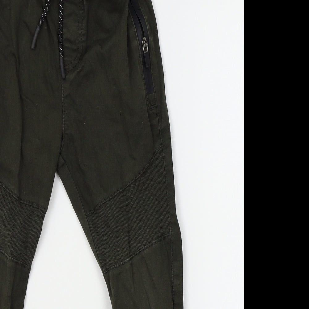 Primark Boys Green   Jogger Trousers Size 5-6 Years
