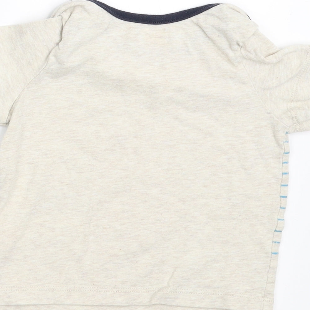 Gap Boys Beige Striped  Basic T-Shirt Size 9-12 Months