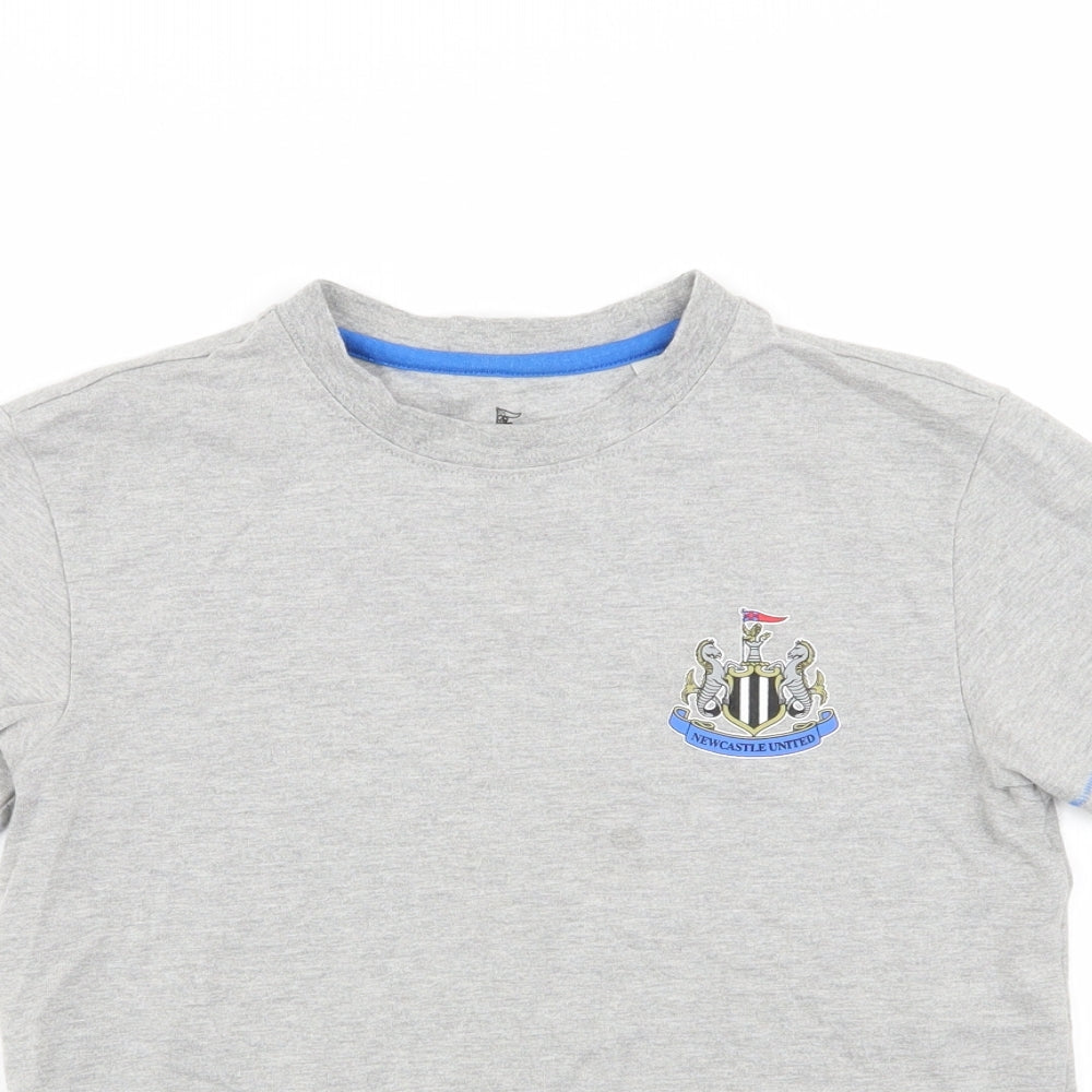 Newcastle United Boys Grey   Basic T-Shirt Size 9-10 Years