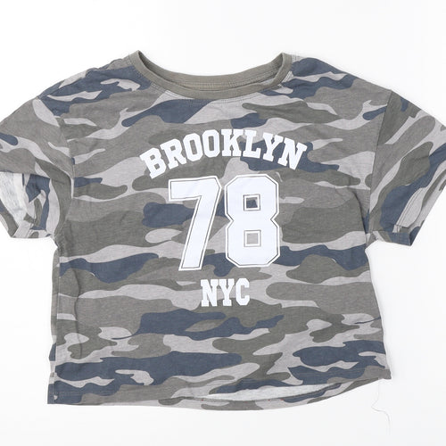 Primark Boys Green Camouflage  Basic T-Shirt Size 11-12 Years