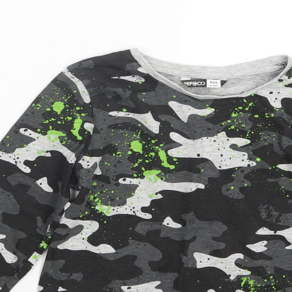 Pep&Co Boys Grey Camouflage  Basic T-Shirt Size 5-6 Years
