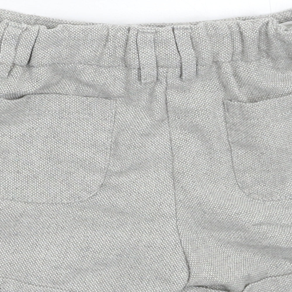 F&F Girls Grey   Hot Pants Shorts Size 5-6 Years