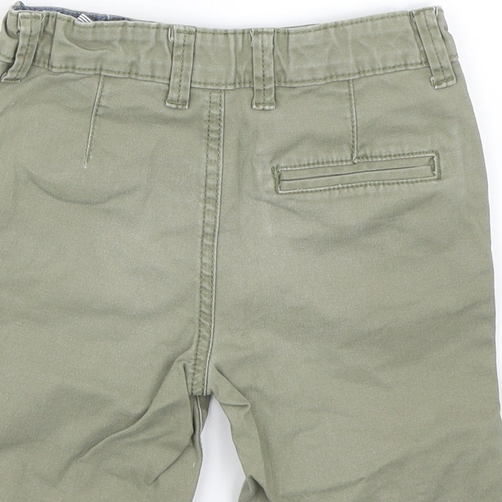 Primark Boys Green   Bermuda Shorts Size 6-7 Years
