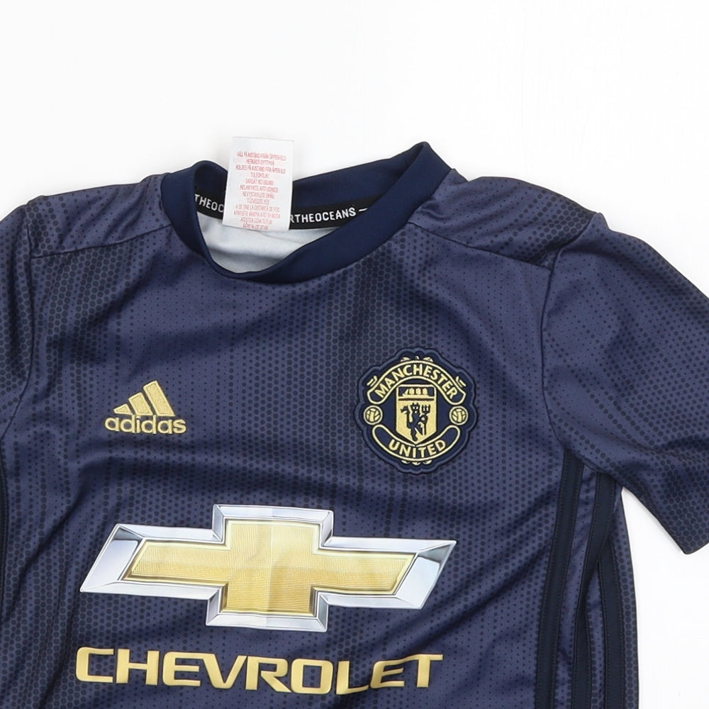 adidas Boys Black   Basic T-Shirt Size XS  - Man United