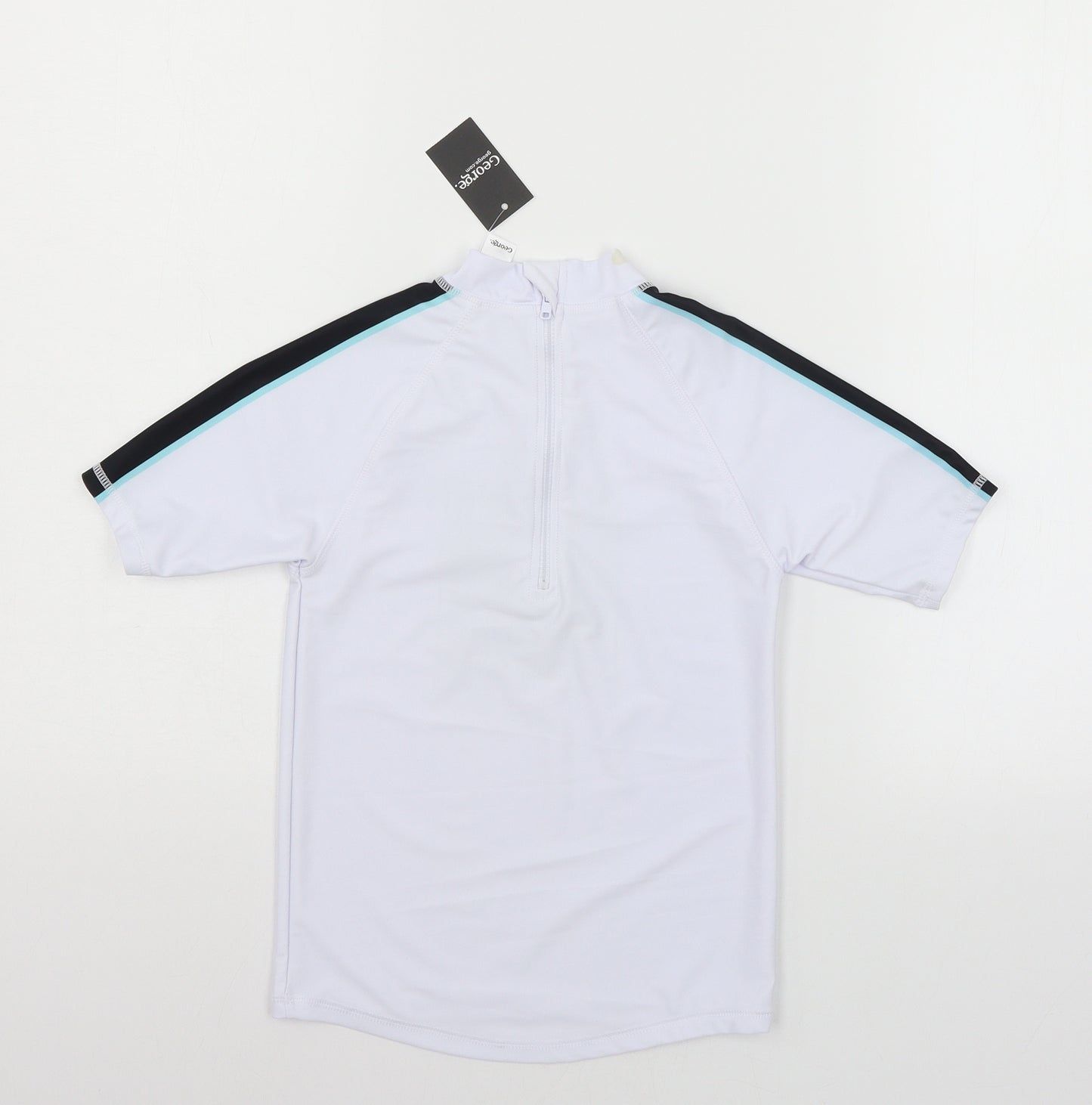 George Boys White   Basic T-Shirt Size 6-7 Years  - Surf top