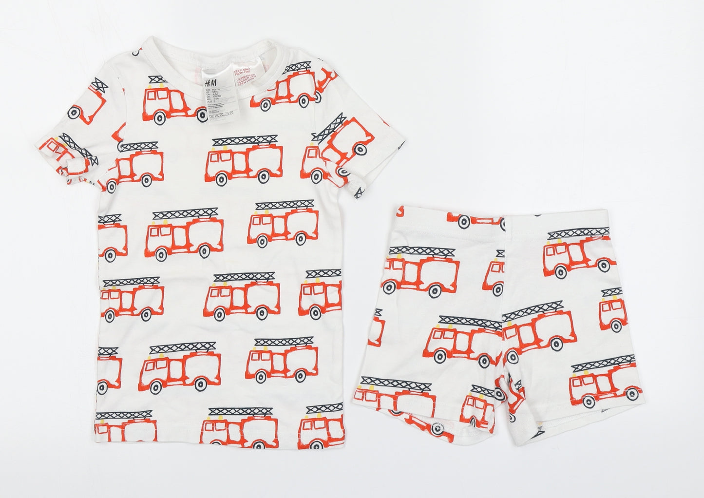 H&M Boys White Solid   Pyjama Set Size 5-6 Years  - Fire Engine Print