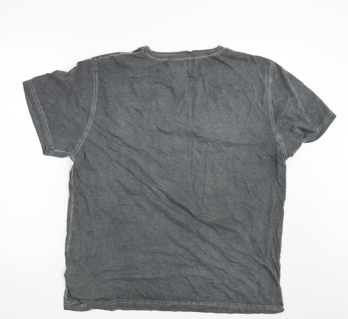 Easy Mens Grey    T-Shirt Size XL  - Brooklyn