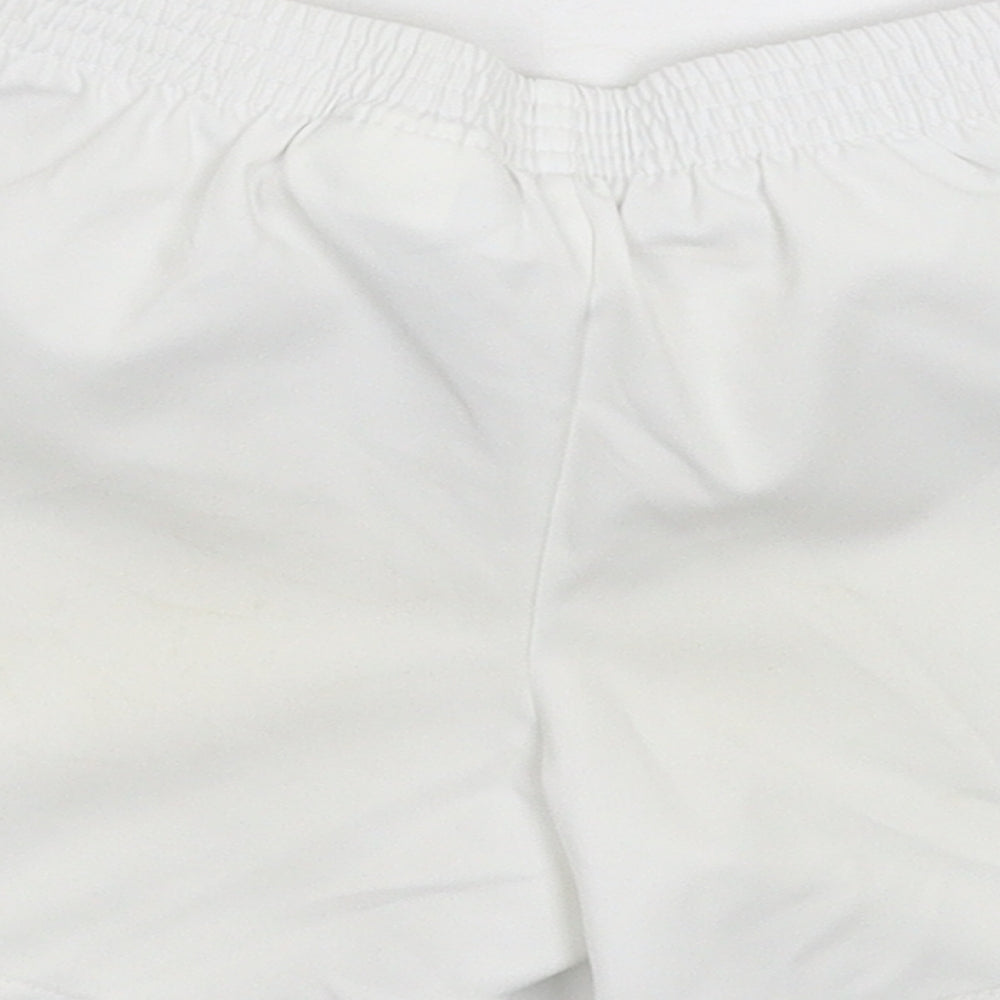 Nike Boys White   Bermuda Shorts Size 3-4 Years