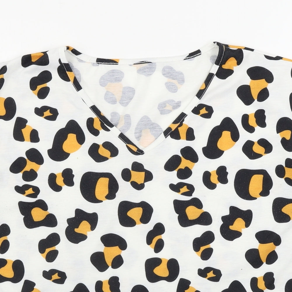 Preworn  Womens White Animal Print  Basic T-Shirt Size L