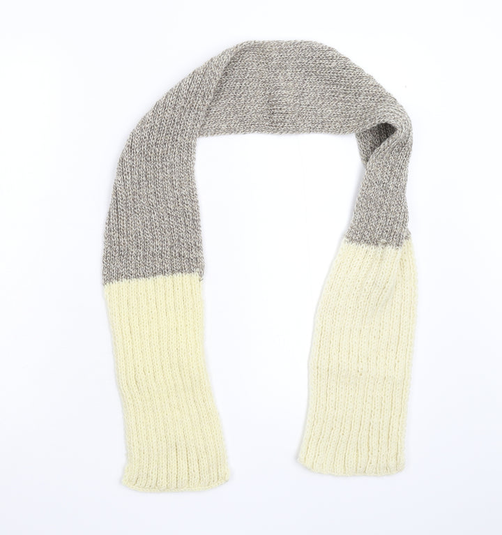 Preworn Unisex Grey Knit Scarf