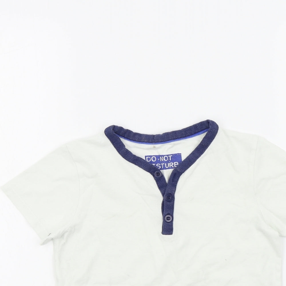M&S Boys White Colourblock  Basic T-Shirt Size 5-6 Years